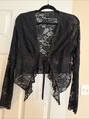 Windsor Black Lace Tie-Front Shrug